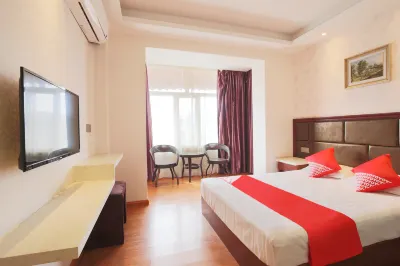 Tianfu Hotel (Yichun Lindu Wood Sculpture Park)