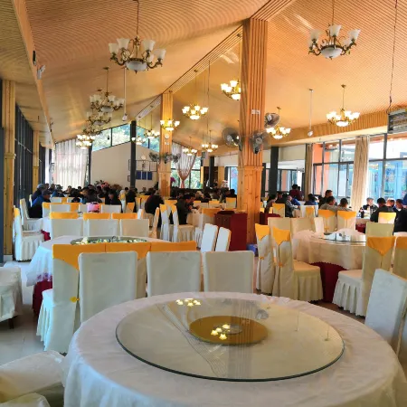 Mengshiyuan Hot Spring Resort
