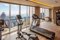 Swissotel The Stamford Singapore - Luxury