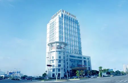 Guo Hui Hotel Отели рядом с достопримечательностью «Zhenghe Park (South Gate)»