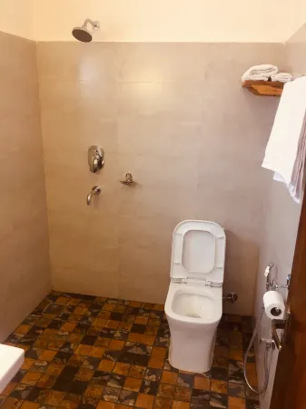 Three Jewels Boutique Hotel