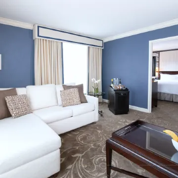 Hamilton Hotel - Washington DC Отели рядом с достопримечательностью «Площадь Макферсона»