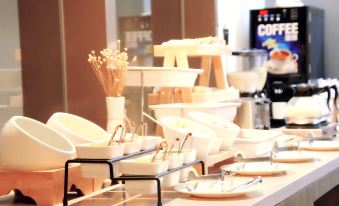 HanTing Hotel (Kunshan South Railway Station)