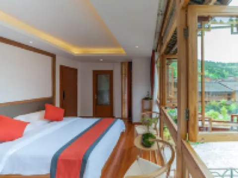 Three Apples Boutique Inn Hotels in Liping