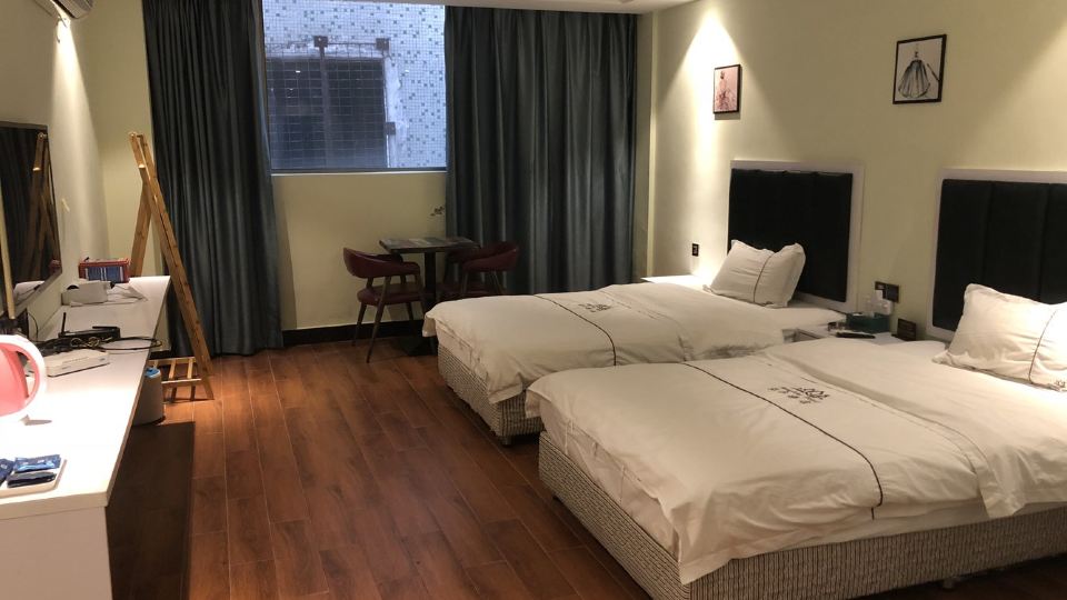 Hongfeng Hotel