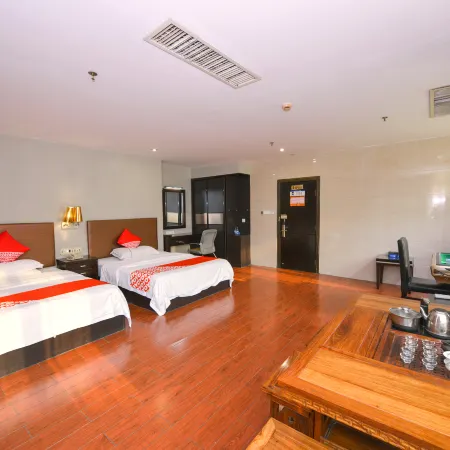 Guigang Guiping Tianhe Business Hotel