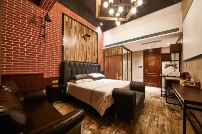 Multi-dimensional Space Art Hotel (Lekecheng Licun Metro Station) Hotel a Licang Commercial Area