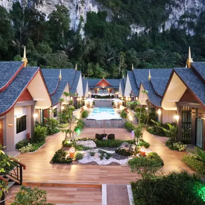 The Scene Cliff View Villas Các khách sạn gần Đường mòn Monkey