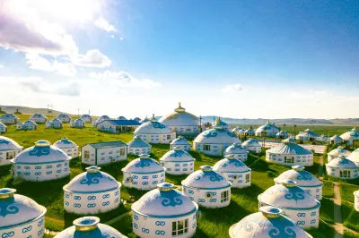 Hongjila Yurts Hotel فنادق في 