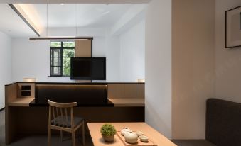 ChamBu AnTian  Hotel (Leshan Giant Buddha Food Street)