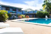 Caravella Backpackers - Beach