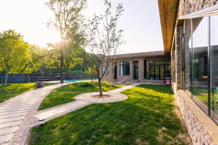 Wuwangshan Guigu Boutique B&B (Badaling Great Wall Branch) Отели рядом с достопримечательностью «Changping Duijiuyu Natural Scenic Resort»