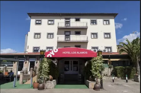 OYO Hotel Los Alamos Отели в г. Фуертевентура
