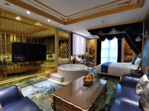 Angel Lover Theme Hotel (Guangzhou East Railway Station CITIC Plaza)