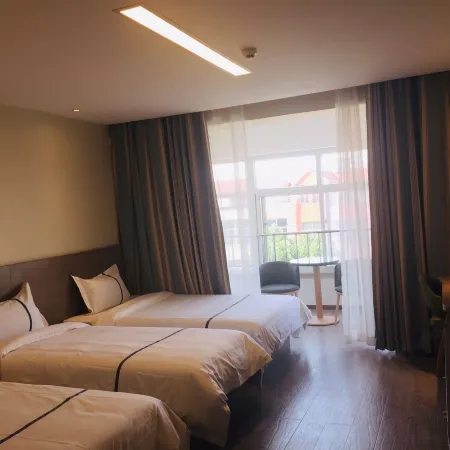 Yijia365Eaka hotel