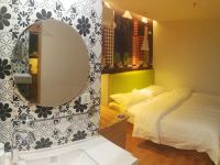 99新标酒店(北京首都机场金盏店) - 温馨大床房