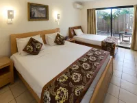Novena Palms Motel Hotels in Northgate