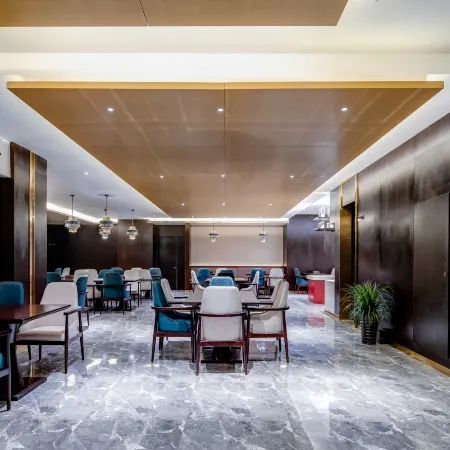 Happy Chain Hotel (Huainan Stadium Zhenxuan)