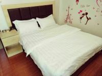 广州IOU浪漫公寓 - 标准大床房