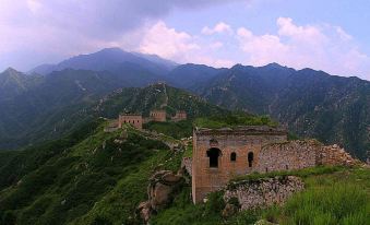 Laiyuan Gate Root Farmyard