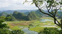 Puzheheiguyue Lake View Resort Hotels in Qiubei