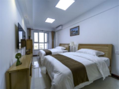 山海关一居民宿(2号店) - 观海二室一厅套房