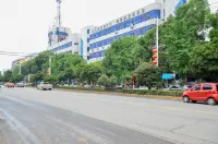 City Comfort Inn Hotel (Xiaogan Xiaochang Huayuan Avenue)