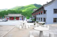 五台山雲峰賓館（真容寺店） 西線龍泉寺住宿飯店