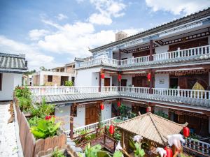 Puzhehei Sanjian Yard Boutique Homestay