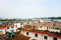 Huatian Xiaozhen Youth Hostel - Bondegårdsophold