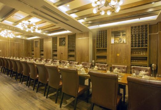 웨스트레이크 호텔 & 레조트 빈 푹