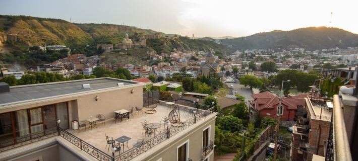 Kmm Hotel Hoteles en Tiflis