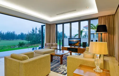 The Ocean Villas
