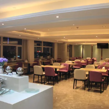 Lavande Hotel (Chifeng High Speed ​​Railway Station)