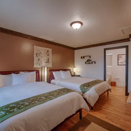 Tao's Inn