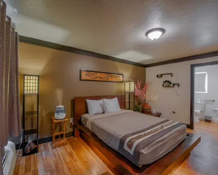 Tao's Inn Hotels in West Yellowstone