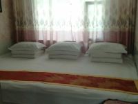 乌兰雨涛家庭宾馆 - 两室一厅