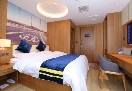 슈퍼 8 호텔 내부