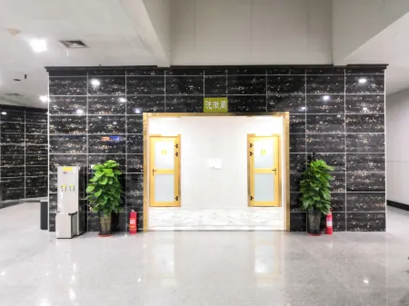 Tianyuan Capsule Hotel (Urumqi Airport Terminal 2)