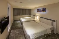 Lumos Inn
