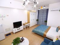 长沙君之兰公寓酒店 - 舒适一室大床房