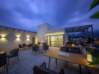 Zhangjiajie Bangke Youth Resort Hotel (Wulingyuan National Forest Park)