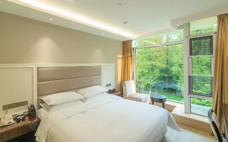 Shanghai Yiqinyuan Resort