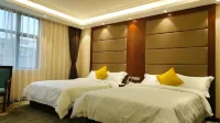 Zhenxiong Qingtian Business Hotel