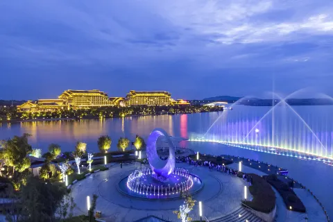 Sky Island Lake Resorts & Hotels