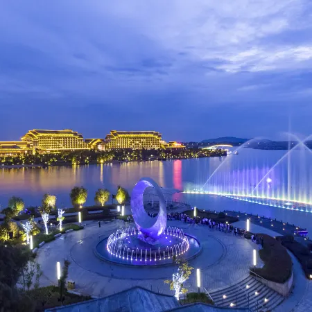 Sky Island Lake Resorts & Hotels