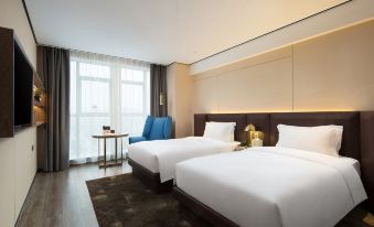 Echarm Plus Hotel (Wuhan Donghu College Dahualing Subway Station)