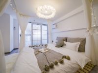 珠海lu大公寓(梅界路分店) - 精致复式大床房