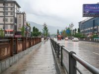 雅安茶雨听竹酒店 - 酒店附近