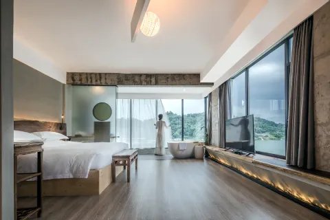 Huixiang Xunmei Wanlvhu Hostel